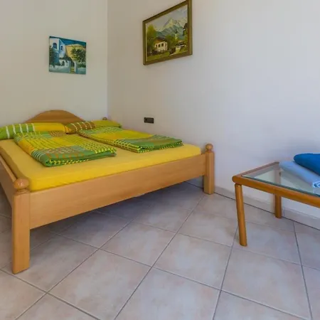 Ferienwohnung Fuer 4 Personen Ca 70 Qm In Crikvenica, Kvarner Bucht Und Umgebung - A80103 Crikvenica